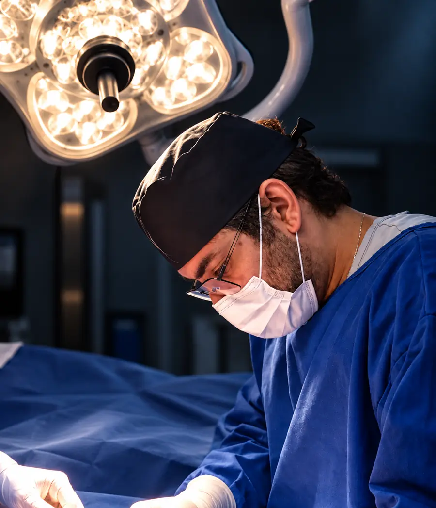Dr. Elizeu operando